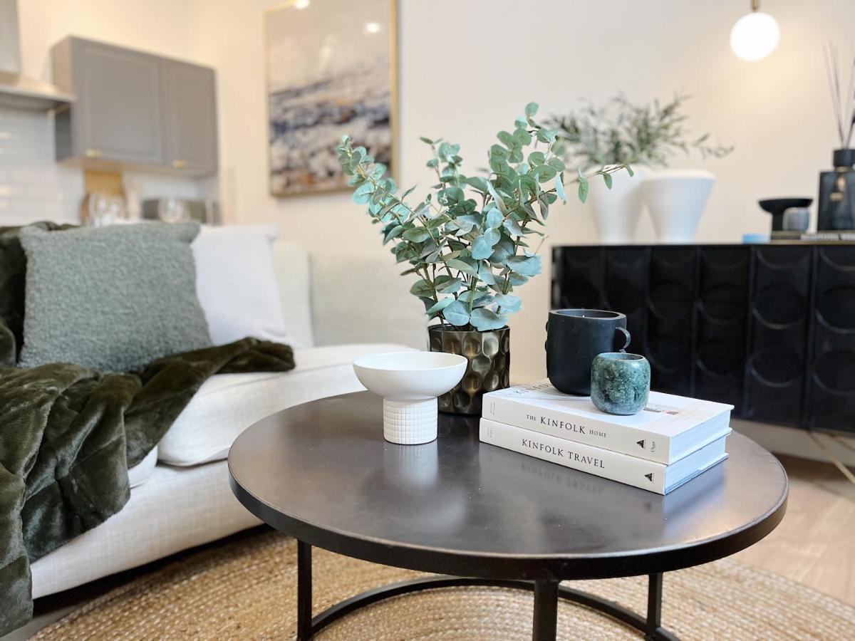 Todmorden Town Centre Apartment Kültér fotó
