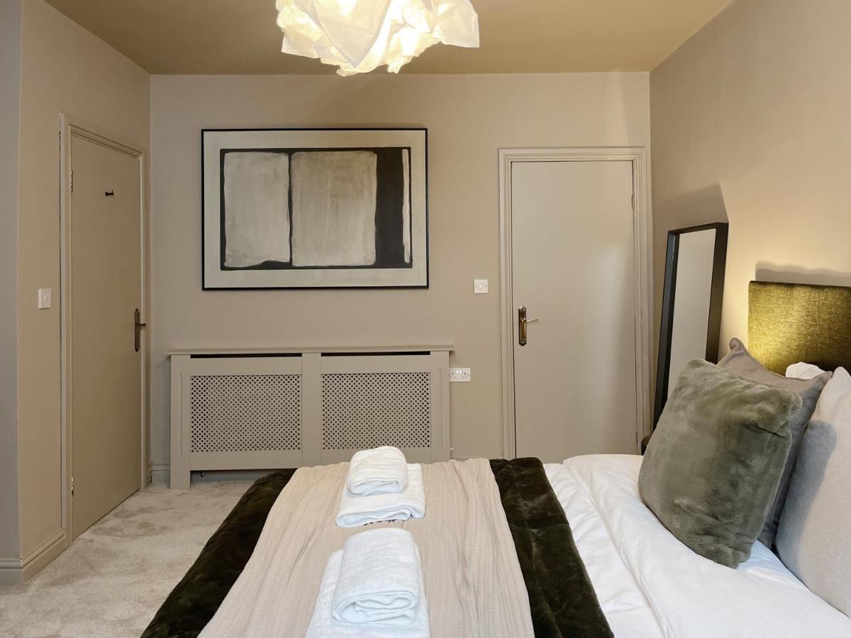 Todmorden Town Centre Apartment Kültér fotó