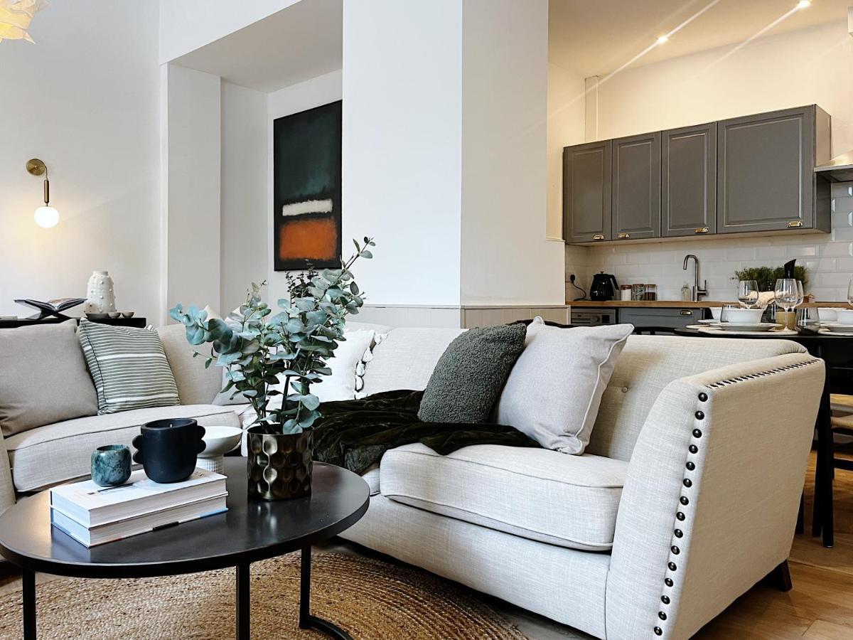 Todmorden Town Centre Apartment Kültér fotó