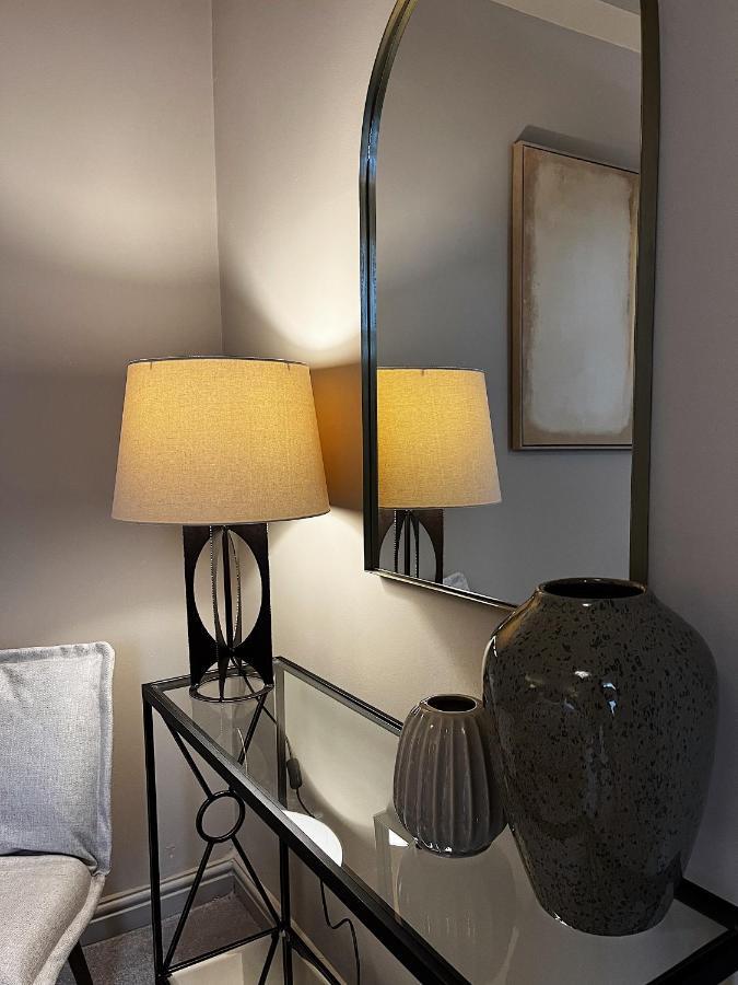 Todmorden Town Centre Apartment Kültér fotó