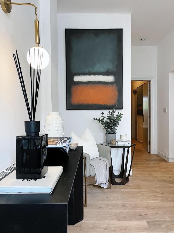 Todmorden Town Centre Apartment Kültér fotó